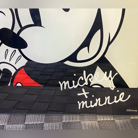 DISNEY MICKEY MOUSE GLASS CUTTING BOAR - Picture 6 of 7